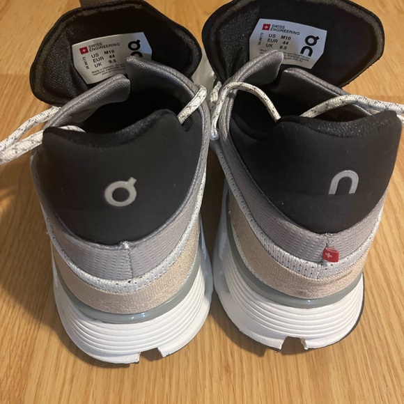 On Running Black and White Sneakers with Cushioned Sole - Picture 7 of 9